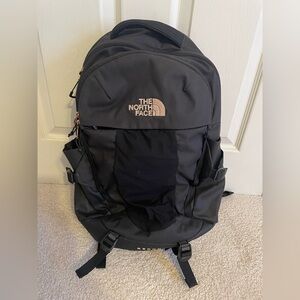 North face recon backpack black heather/rose gold